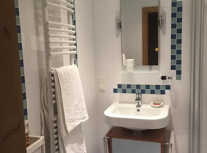 Oberer Braeuer بيت ضيافة 3*