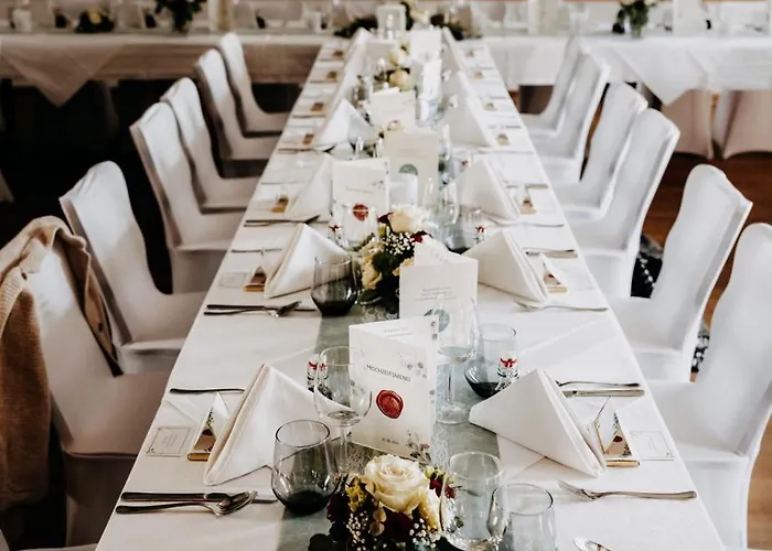 Oberer Braeuer بيت ضيافة Oberwoelz Stadt